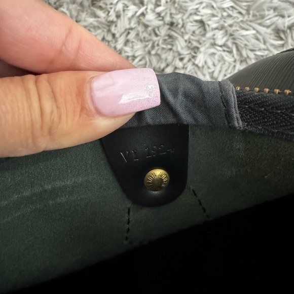 Louis Vuitton vintage Epi 30 and kiss wallet set - Picture 9 of 15